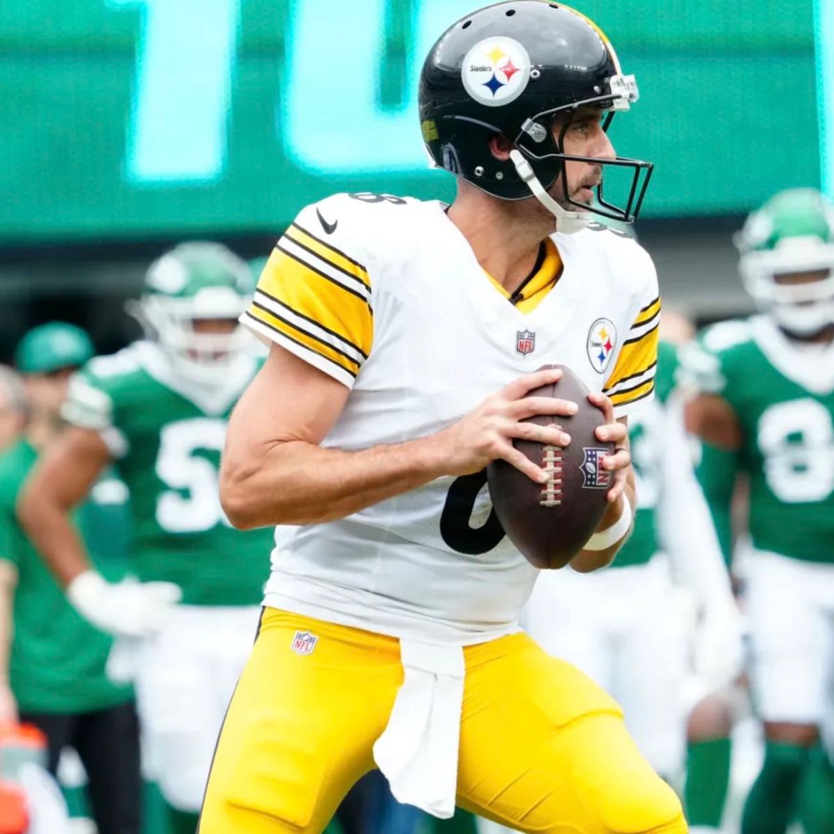 Aaron Rodgers Returning to&nbsp;Steelers?